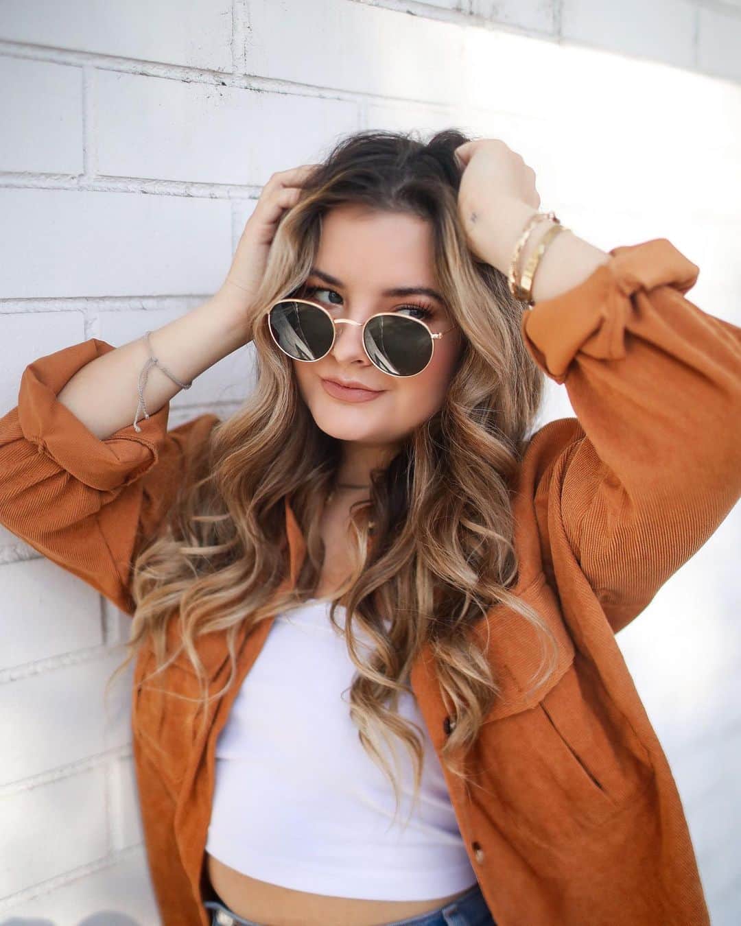 Brooke Marie Hylandのインスタグラム：「Only have eyes for you & the SHEIN Black Friday sale 🤎🤍  Use my code: SYgO0 for an additional 15 % off the site from 11/18 - 12/2!  #SHEIN #SHEINgals #SHEINBlackFriday #OneMillionSHEINbucks ProductID: 1425964 📸: @ashleyrobertsphotos」