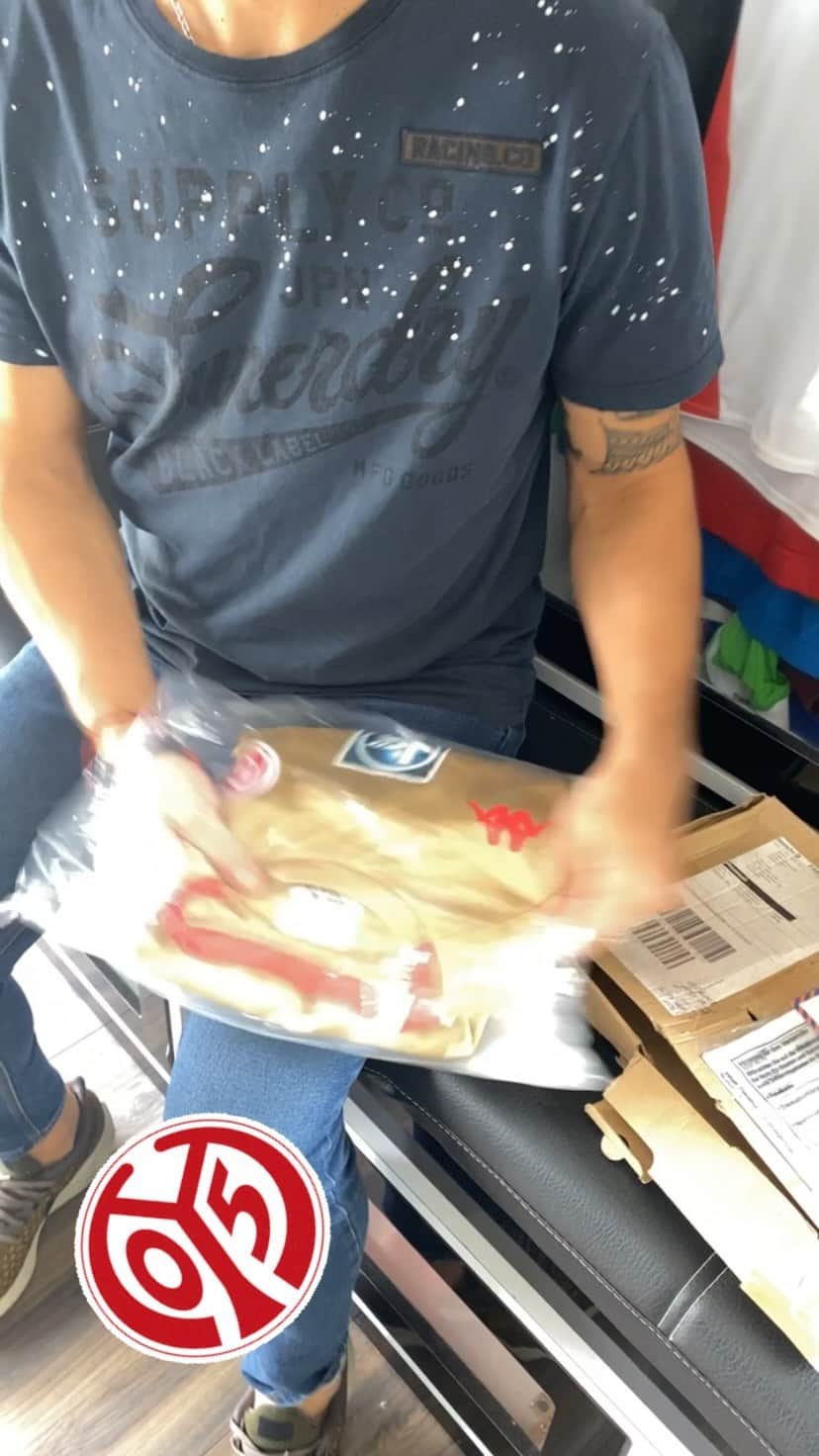 エルキン・ソトのインスタグラム：「@1fsvmainz05 @kappa」