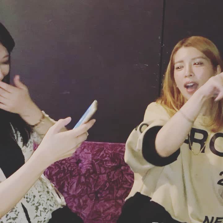 坂口杏里のインスタグラム：「りなー！いつもいつも ありがとう😍😍  I ❤️RINA  09054307175  ↑何かあればこちらまで！ Bar Cachette (カシェット) 東京都新宿区歌舞伎町2-11-7 メトロビル4階 営業時間 1:00～  お待ちしてますん💕 男性１時間3000円 女性１時間1500円 （飲み放題）  ライン交換写メ撮ろ♡」