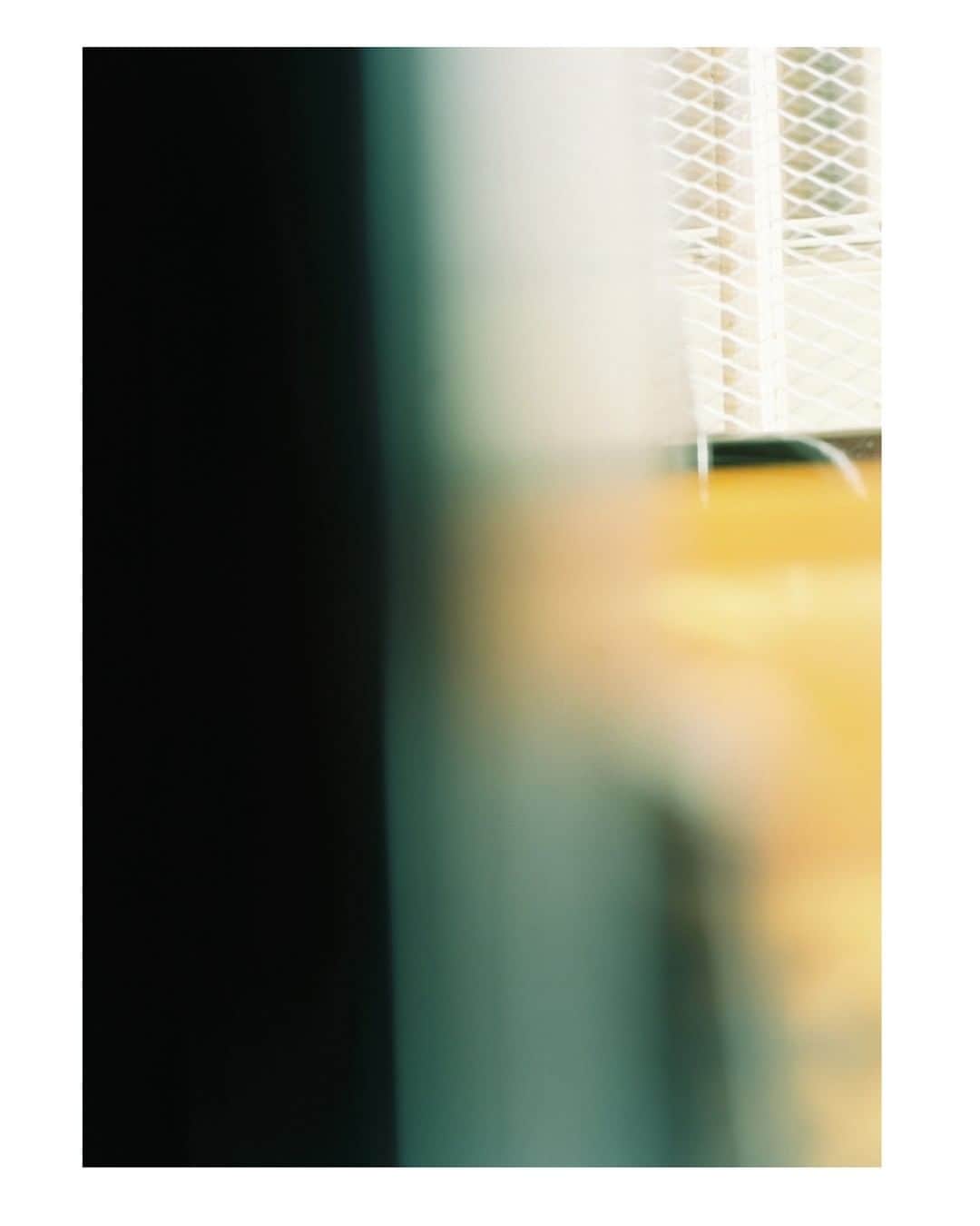 シャンテルさんのインスタグラム写真 - (シャンテルInstagram)「Common Language 003 is out! @CommonLanguageMag is a magazine designed by the Chantelle Group, that seeks to open new perspectives and embrace different points of view, beyond industry borders.  Japan, where the group's Autumn-Winter 2020 collections were photographed, is the central theme of this 3rd issue.  Magazine available via @kdpresse. – Shown above: cover and images from the "Lost in Tokyo" series, photographed in Tokyo, Japan, by @RenaudCambuzat, for the @Passionata_Official AW20 campaign. Featuring @tiajonsson. — Common Language 003 est disponible ! @CommonLanguageMag est un magazine pensé par le Groupe Chantelle, dans le but d'ouvrir de nouvelles perspectives et d'aborder des points de vue différents, au-delà des frontières de notre industrie.  Le Japon, où les collections Automne-Hiver 2020 du groupe ont été photographiées, est le thème central de ce 3ème numéro.  Le magazine est disponible via @kdpresse. – Ci-dessus : couverture et images issues de la série "Lost in Tokyo", photographiée à Tokyo, Japon, par @RenaudCambuzat, pour la campagne AH20 @Passionata_Official. Avec @TiaJonsson.  #CommonLanguageMag #LostInTokyo #KDpresse #TiaJonsson #Passionata」11月21日 3時44分 - chantelle_paris