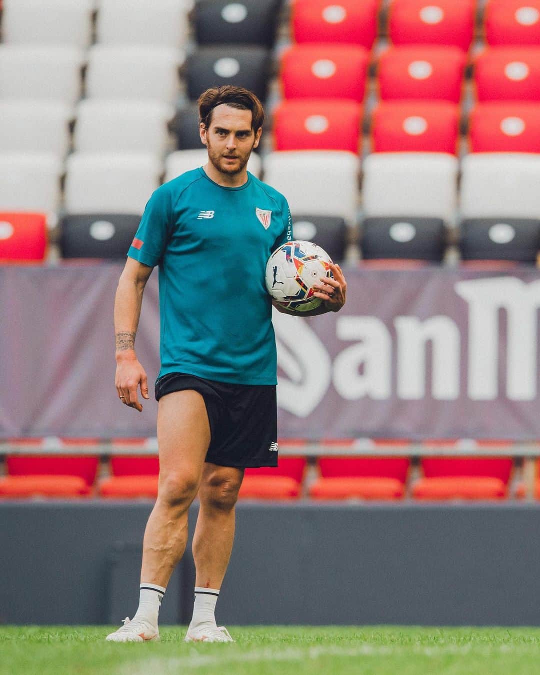 イバイ・ゴメスのインスタグラム：「SAN MAMÉS! 🏟 ¡Qué ganas de poder verlo a rebosar! 😢」