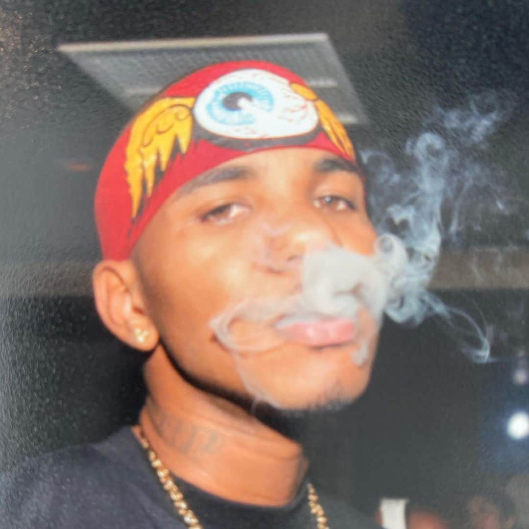 ゲームのインスタグラム：「#FlashbackFriday 23 years old & bad as shit.... #BabyGame」