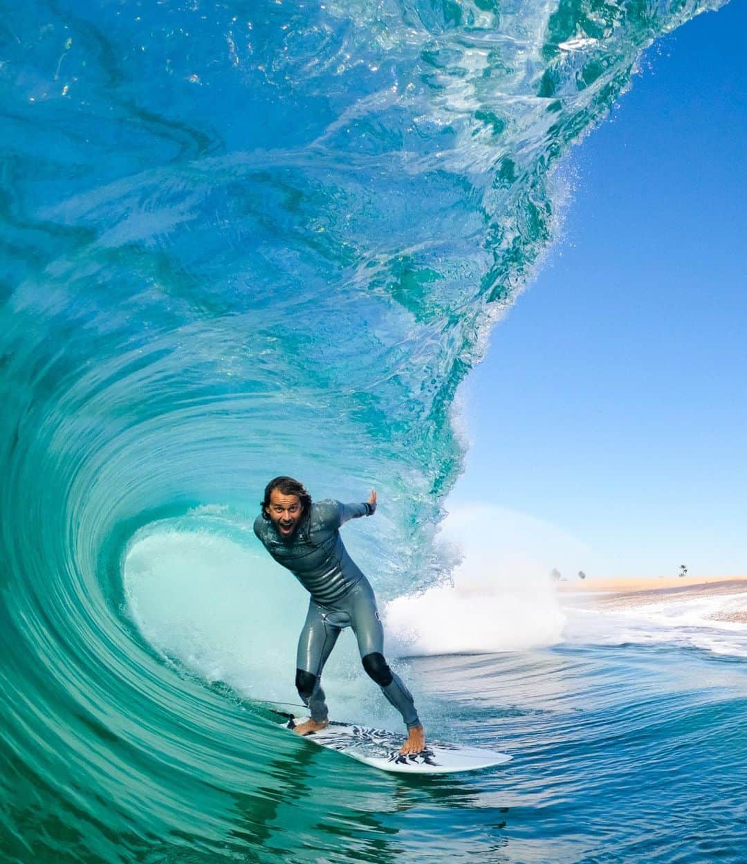 Robbie Crawfordのインスタグラム：「Flashback @nowknow0 #GoPro @smkflwr」