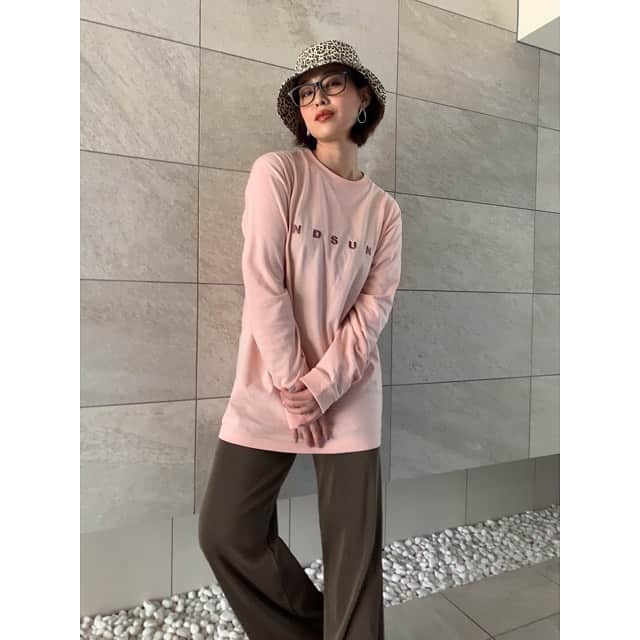 のインスタグラム：「It's fine today🌞 #andsuns」
