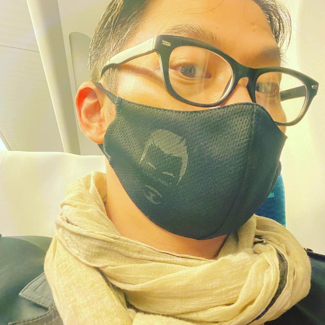 坂東工さんのインスタグラム写真 - (坂東工Instagram)「移動中でございますw マスクは坂東さんマスク(試作品) さてもうすぐ到着💪💪」11月21日 15時19分 - takumimoriyabando