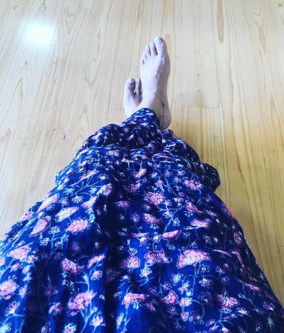 阿部洋子さんのインスタグラム写真 - (阿部洋子Instagram)「👟👞👢👡👠 #今日の靴  見知らぬ街に集合して、 そこそこ飲んで、 からのー お風呂！ 天然温泉きもちいー！」11月21日 15時16分 - hirocoring