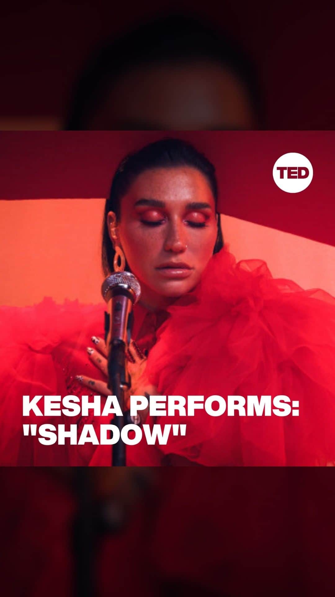 TED Talksのインスタグラム：「"What makes a successful person is not being fearless, but pushing through the things that scare you the most,” says Grammy-nominated pop star Kesha (@iiswhoiis) at this year’s TEDWomen. Kesha — who just launched a podcast where she explores supernatural subjects — uses her music to delve into fearlessness and refusing to let negativity darken your skies. Check out this uplifting performance of her song “Shadow” here: http://t.ted.com/DNHnBw8 #TEDMusicFridays」