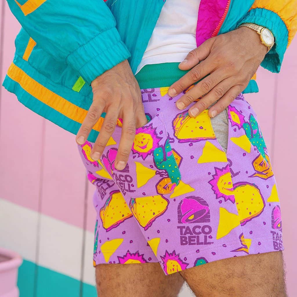 Taco Bellのインスタグラム：「Show your friends you have taste. Taco Bell x @chubbies lounge shorts are now available.」