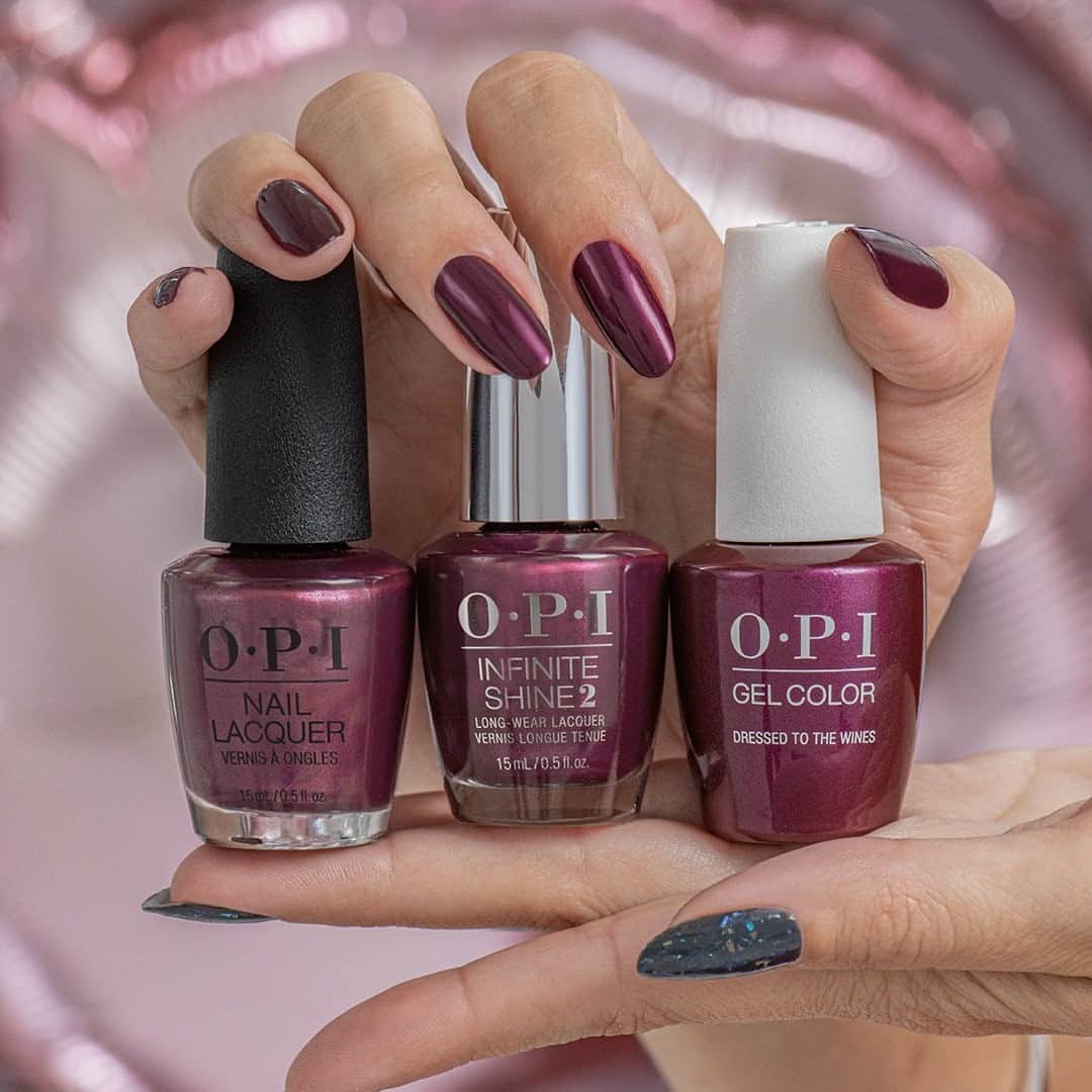 OPIさんのインスタグラム写真 - (OPIInstagram)「Dress your nails to the wines with this red-wine shimmer nail polish shade.🍷  Shade: #DressedToTheWines  #ColorIsTheAnswer #OPINailLacquer #RomanticNails #PinkNails #PinkMani #HolidayMani #NailTrends #HolidayNails #HolidayNailInspo #HolidayGlam #ThanksgivingNailInspo #NailsOnPoint #ThanksgivingMani #TrendyNails #2020NailTrends」11月21日 8時15分 - opi