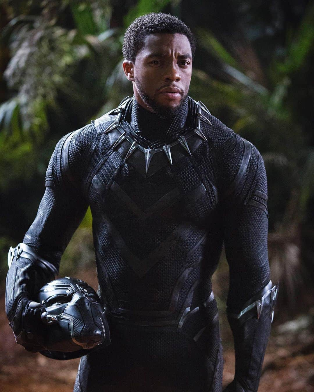 Just Jaredさんのインスタグラム写真 - (Just JaredInstagram)「New details about Black Panther 2’s plans to move forward have been revealed, including the addition of a new actor to the cast. Tap this photo at the LINK IN BIO for everything we just learned. #BlackPanther #BlackPanther2 #ChadwickBoseman Photo: Disney」11月21日 8時23分 - justjared