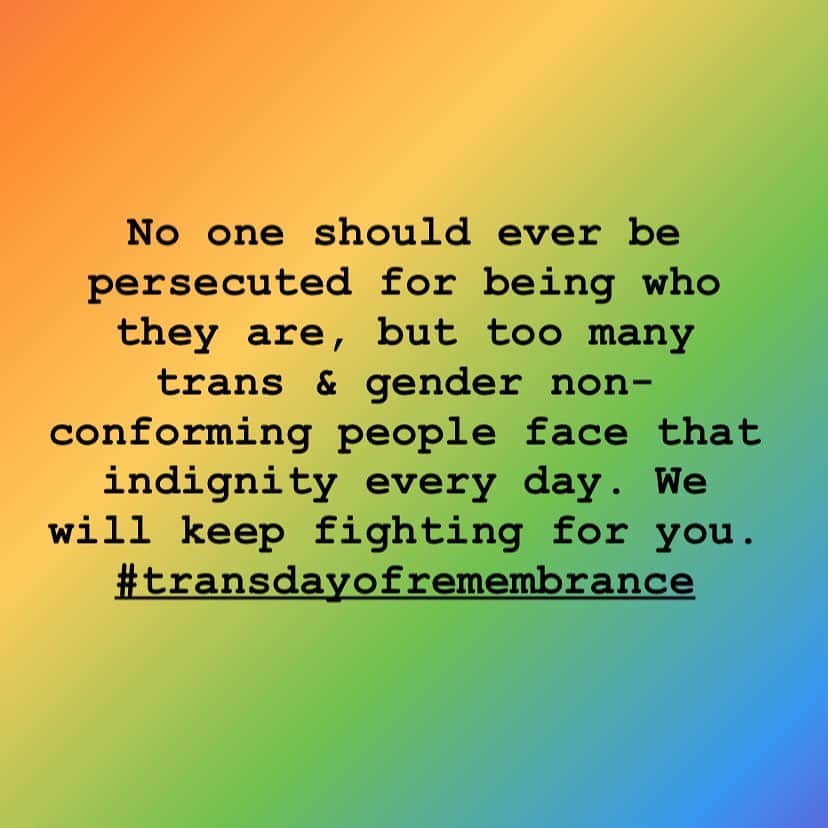 ミーシャ・コリンズさんのインスタグラム写真 - (ミーシャ・コリンズInstagram)「No one should ever be persecuted for being who they are, but too many trans & gender non-conforming people face that indignity every day. We will keep fighting for you. #transdayofremembrance」11月21日 8時34分 - misha