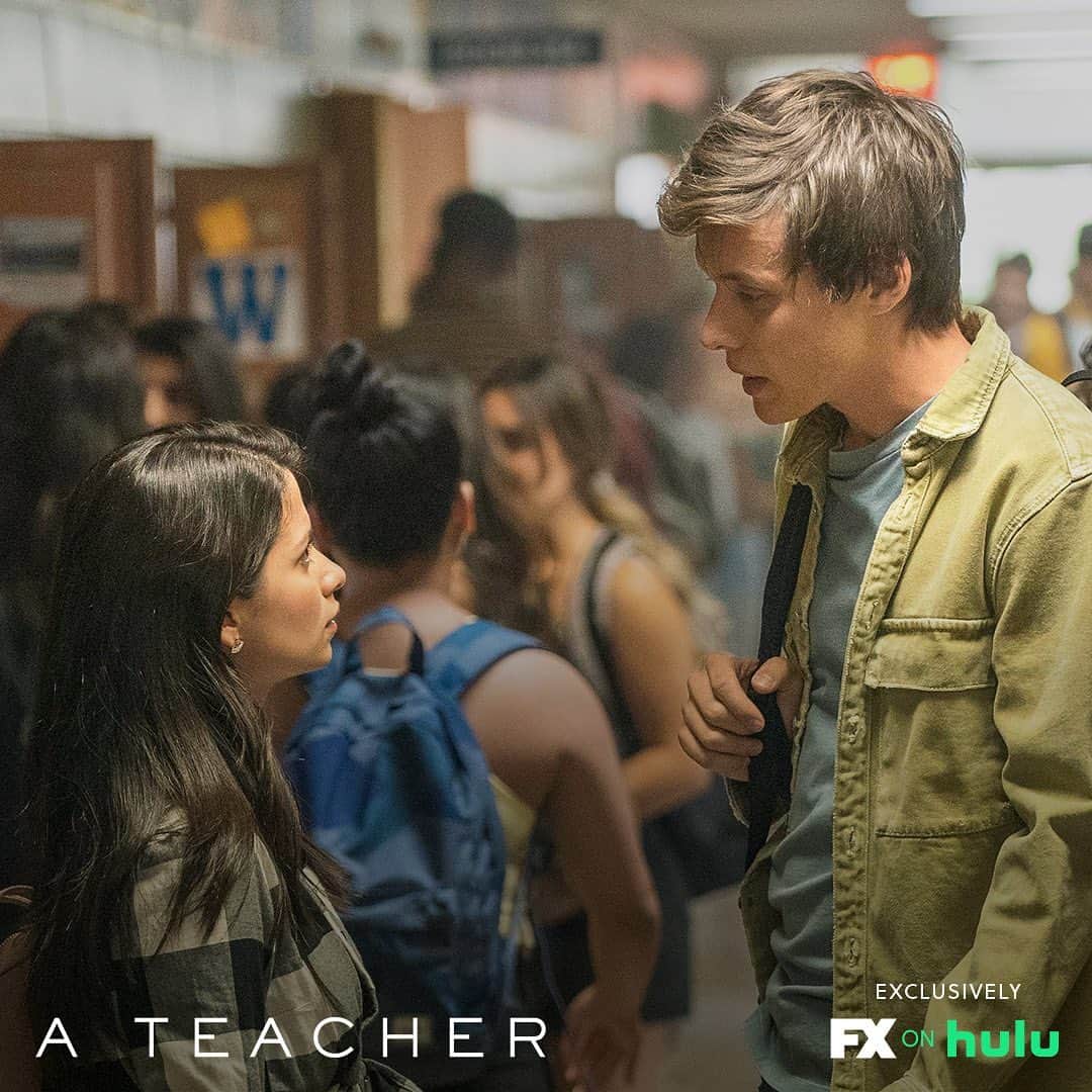 Hulu Home of Emmy-winningさんのインスタグラム写真 - (Hulu Home of Emmy-winningInstagram)「They’ll have to live with this forever.  A new episode of a #ATeacher is streaming now on #FXonHulu.」11月21日 9時03分 - hulu