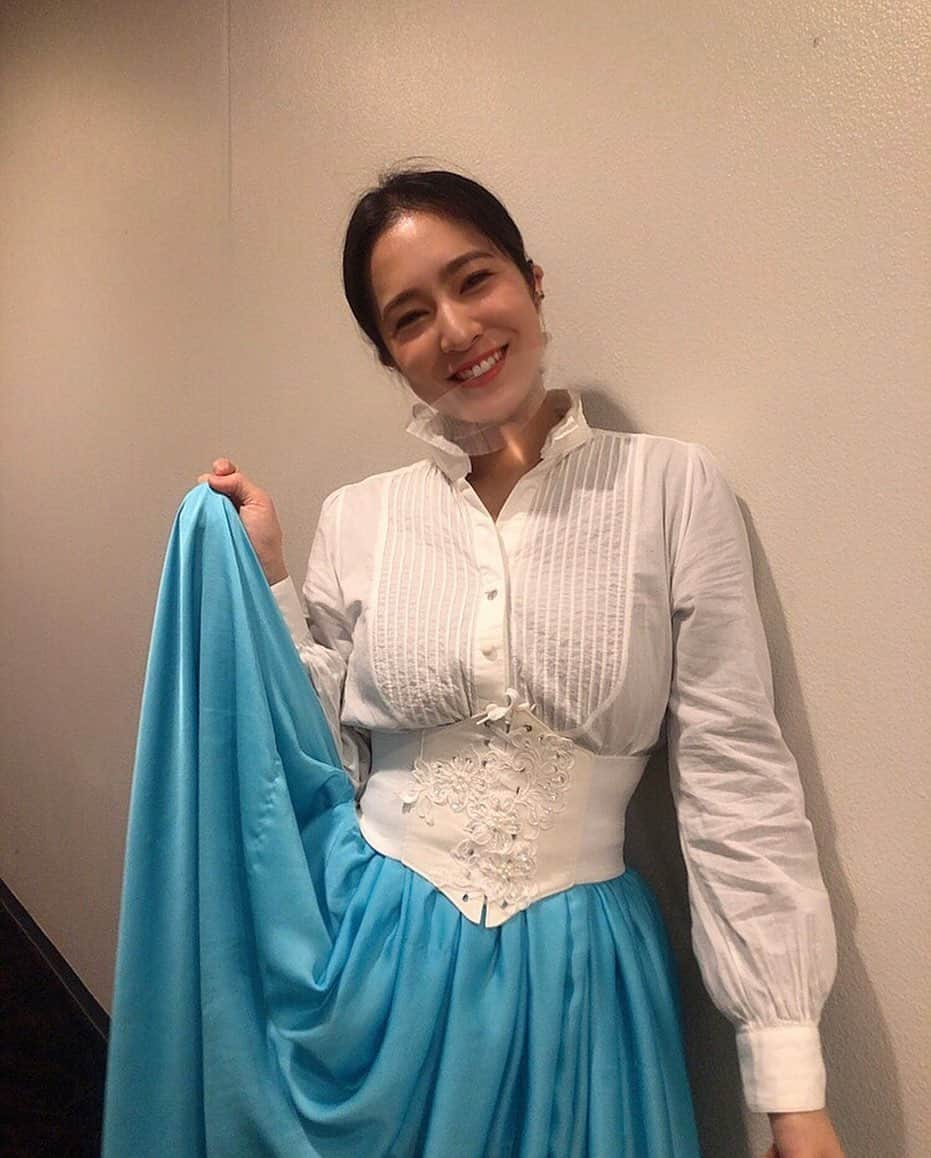 山下由奈さんのインスタグラム写真 - (山下由奈Instagram)「🌸🌸🌸  #舞台新サクラ大戦  #ヒューリックホール #👗」11月21日 9時20分 - yamashitayuna