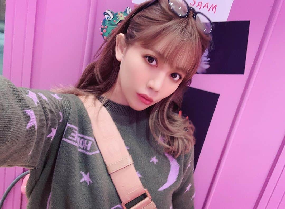 MACOのインスタグラム：「おそよ〜（´-`）.｡oO」