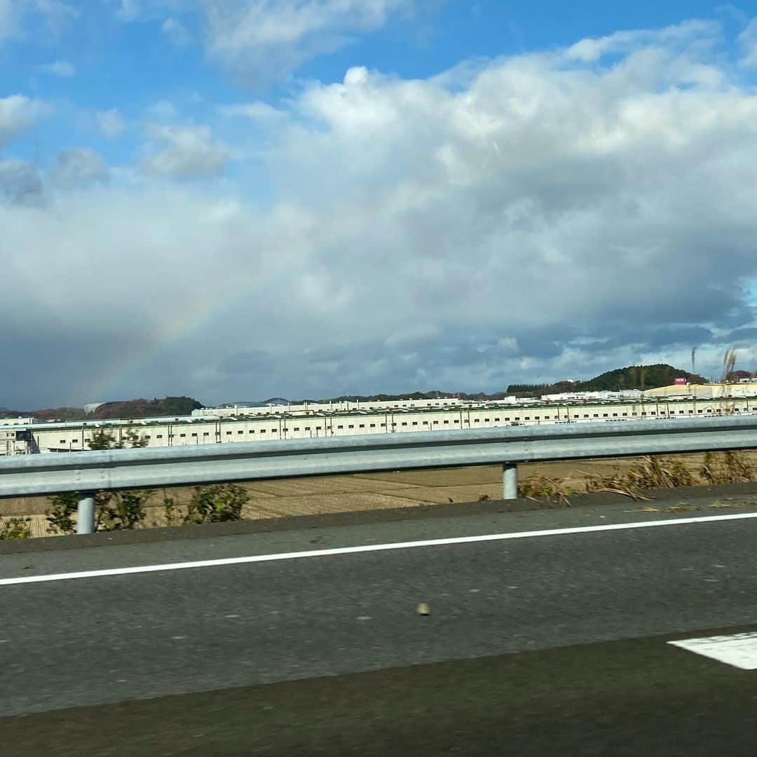 和田政宗さんのインスタグラム写真 - (和田政宗Instagram)「うっすらと虹が。  宮城県利府町周辺。」11月21日 10時06分 - wadamasamune