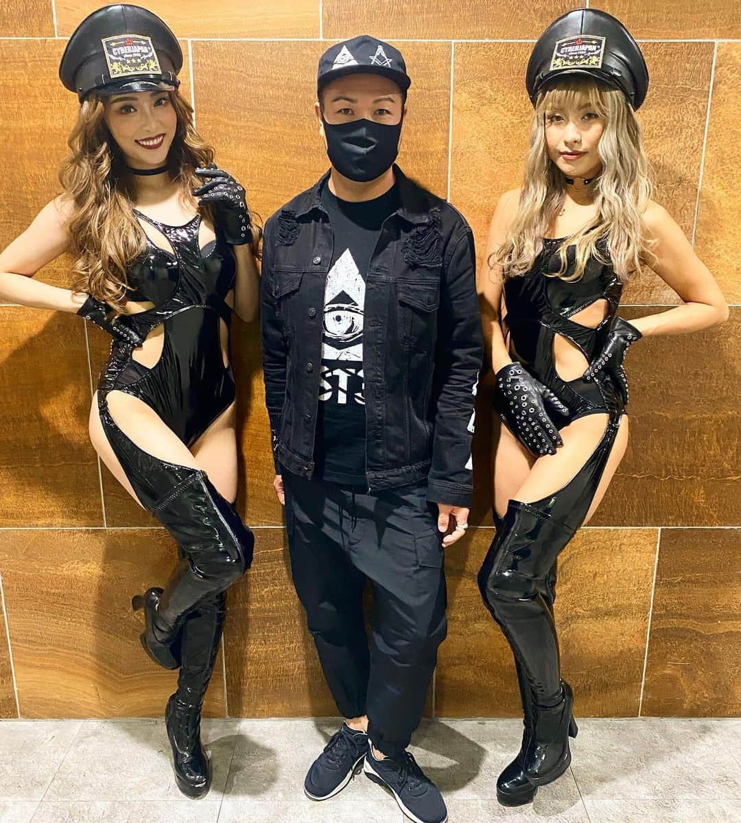 DAISHI DANCEさんのインスタグラム写真 - (DAISHI DANCEInstagram)「2020.11.20.FRI #HIROSHIMA #広島 #MatsuriInTheHouse @herbie_hiroshima  #DAISHIDANCE #ダイシダンス #CYBERJAPANDANCERS @cjd_riri @cjd_naho」11月21日 11時45分 - daishidance666