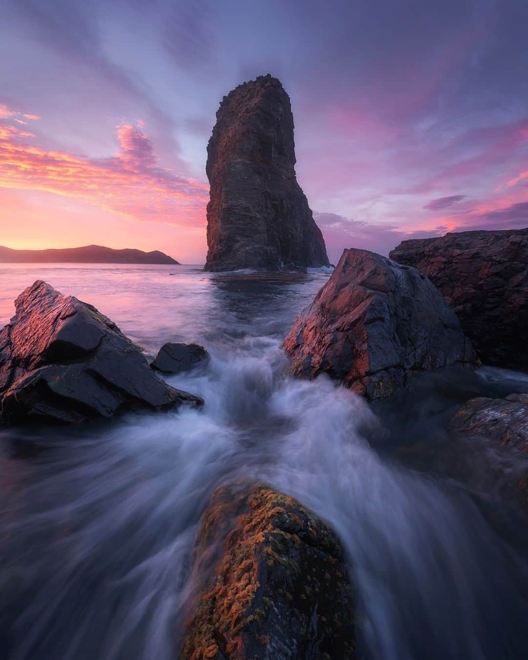 Nikon Australiaさんのインスタグラム写真 - (Nikon AustraliaInstagram)「"‘Pride Rock’ is an image I captured of a unique perspective of Lion Rock during the remnants of an incredibly intense sunrise. This was one of those frames where I just knew I loved it the moment I saw it on the back of my camera, and it’s still one of my favourite shots from my week in Tasmania last year.   The side light was beautifully soft and textured, lighting up the rocks and sky perfectly. I was standing thigh deep in rushing water in order to capture this angle, but it was well worth it! The composition wouldn’t have been possible without the extra width of the 14-24mm lens." - @benjamin.maze   Camera: Nikon D750 Lens: AF-S NIKKOR 14-24mm f/2.8G ED Settings: f/11  1/3s  ISO 200  #Nikon #MyNikonLife #NikonAustralia #NikonD750  #LandscapePhotography」11月21日 13時00分 - nikonaustralia