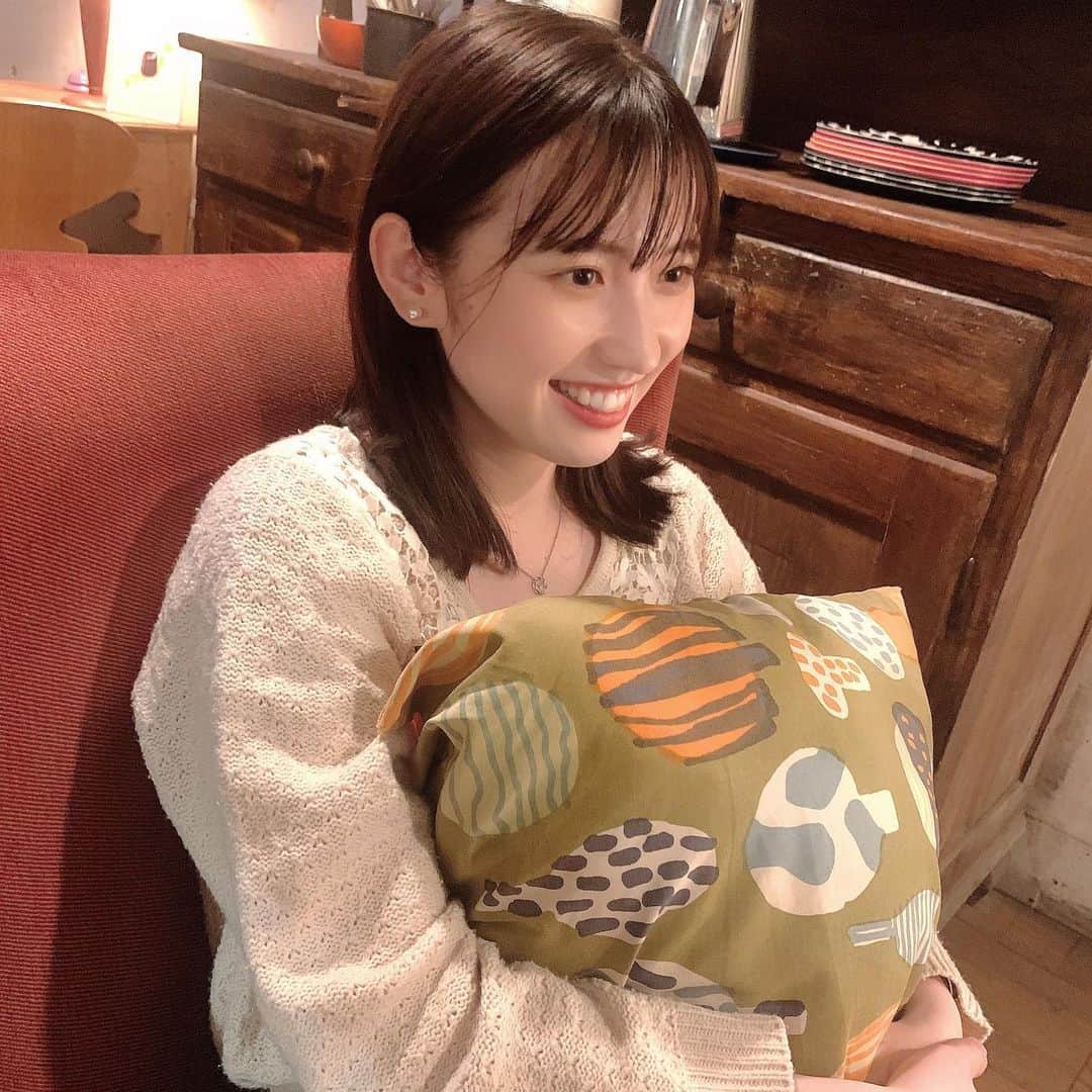 のインスタグラム：「. 今日から二日間【梅田　HEP FIVE】にて コーディネート対決の投票ブースが 展開されております👗❤️🤍  ヘップとコラボは凄すぎる！！ 是非ヘップにいる写真の私に 会いに来てください🥺✨  関大生は割引きサービスもあるみたいなので ぜっーたいにきてね〜🥰  #関大ミスキャン #ミス関大 #ミスキャンパス  #関大 #ヘップファイブ #梅田 #hepfive  #ショッピング #umeda #冬コーデ」