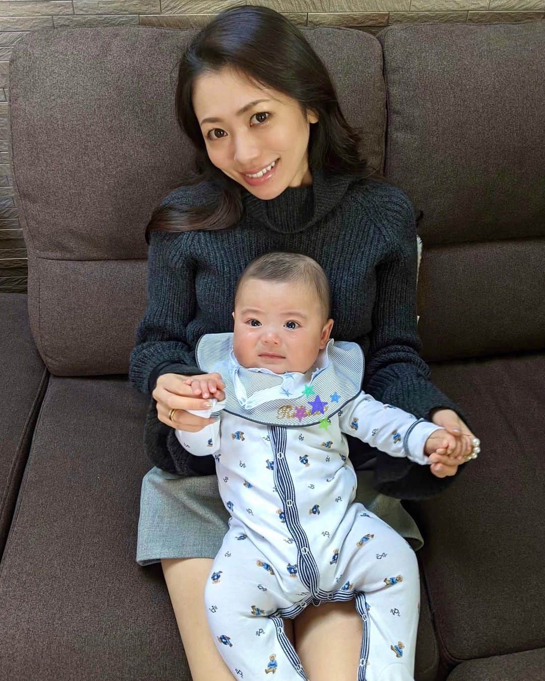 のインスタグラム：「. 世界一愛してるひと。。。👶💕 . . #ととちゃん👶 #甥っ子 #男の子の叔母 😂」