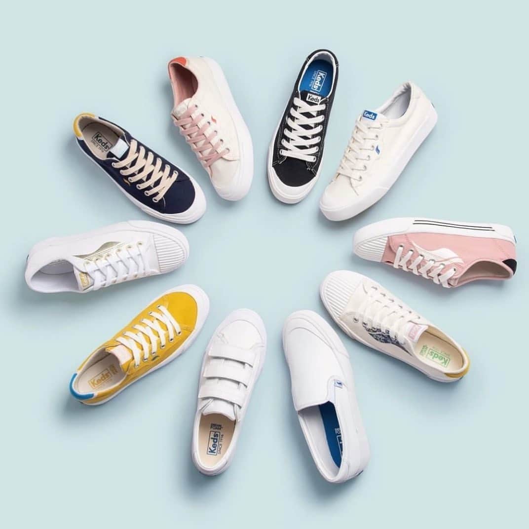 Kathryn Bernardoさんのインスタグラム写真 - (Kathryn BernardoInstagram)「A personal favorite. 💙  The retro look of the Crew Kick takes design cues from Keds’ archives, featuring a vintage-inspired upper with a rubber toe bumper and our sportswear logo from the 1970s. Made for women. @kedsph   Get the Crew Kick sneakers at Keds stores, online at www.keds.com.ph, or through the Keds Ph Viber community.   #kathforkeds #kedsstyle #womenmade」11月21日 14時01分 - bernardokath