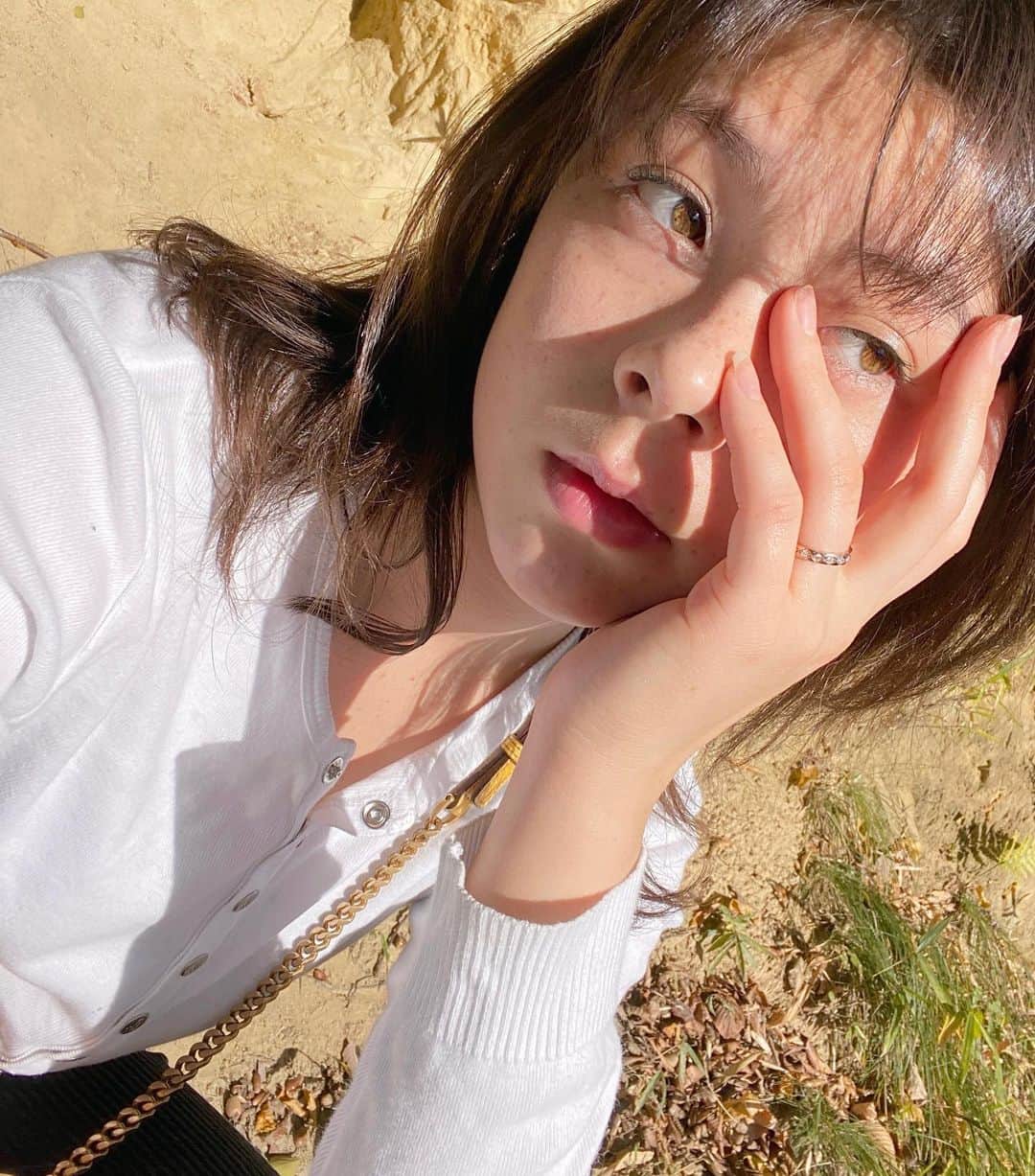 エモン・久瑠美のインスタグラム：「❣️💍 #cococrush @chanelofficial 🌼」