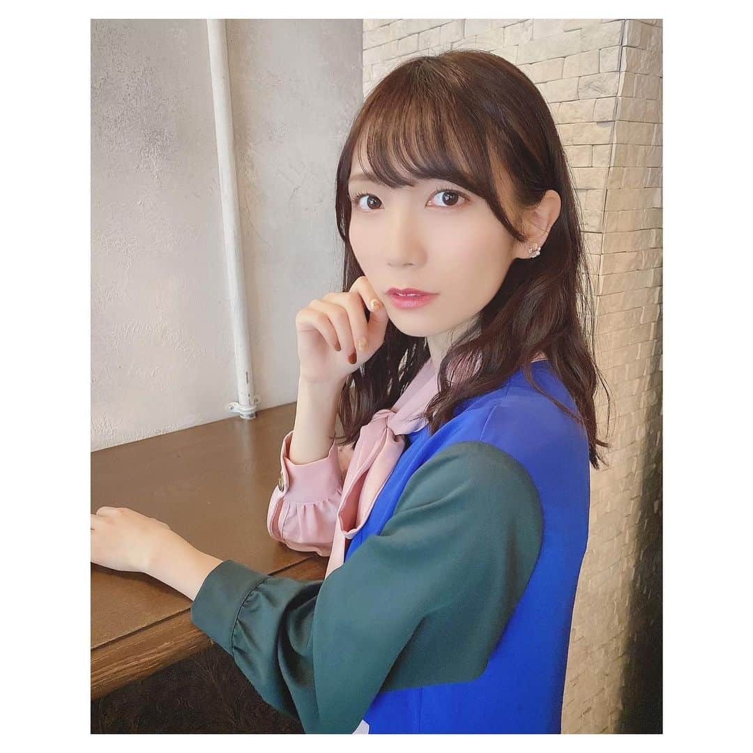 江嶋綾恵梨さんのインスタグラム写真 - (江嶋綾恵梨Instagram)「12月8日発売の週刊SPA!さん ニジマスが表紙を務めさせて頂きます☺︎ お楽しみに〜。オフショットぺたり📸💄」11月21日 23時46分 - aeringoooo