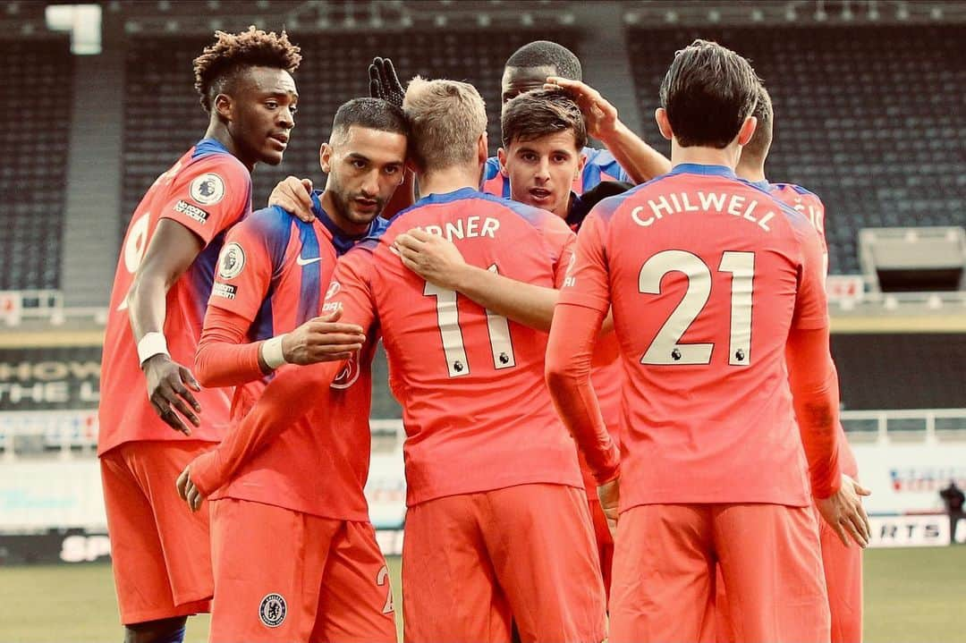 ティモ・ヴェルナーのインスタグラム：「Five wins in a row!🦾😊 @chelseafc」