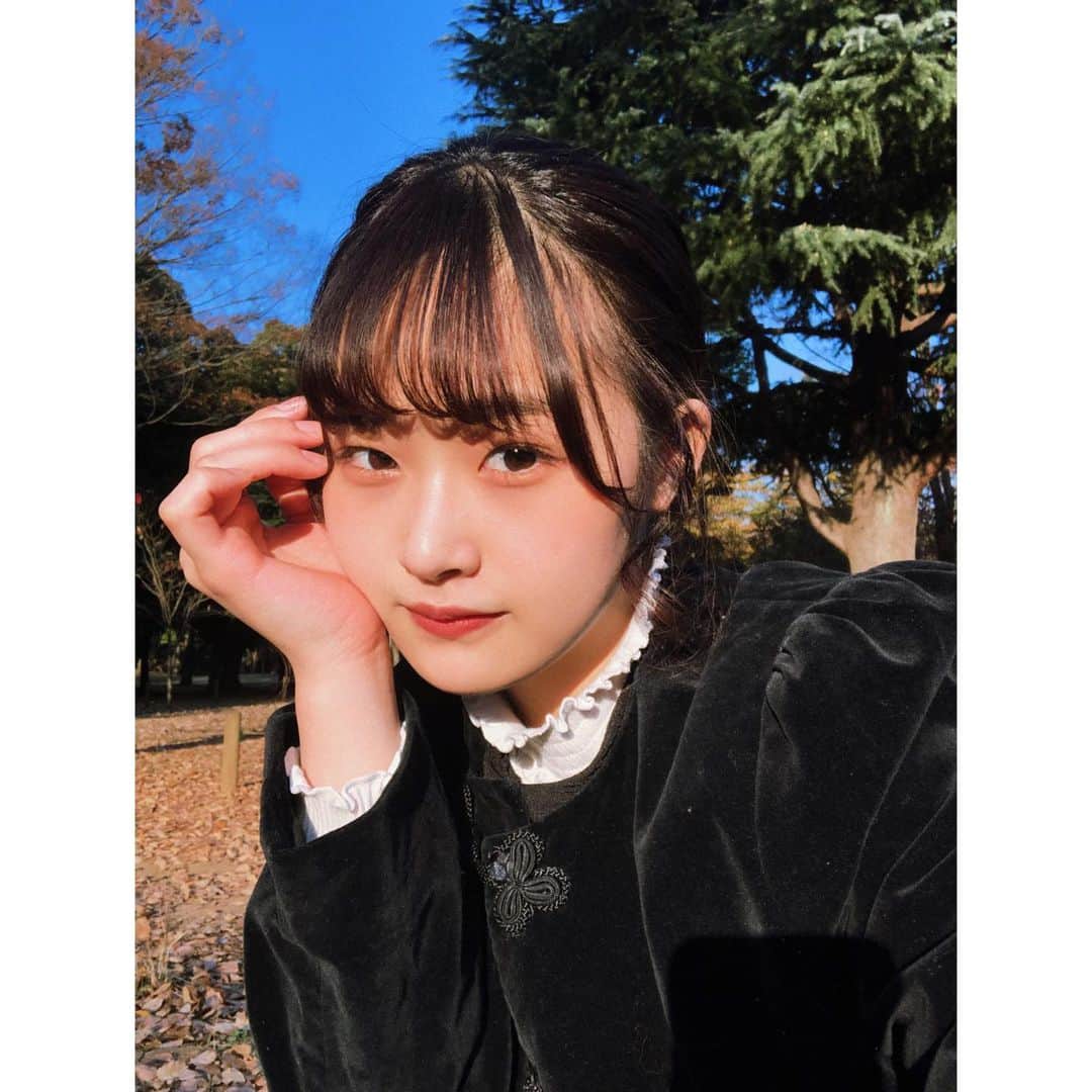 のインスタグラム：「・ チャイナっぽい服がかわいい。 古着屋で一目惚れでした。！ ・ ・ ・ #チャイナ #チャイナ服  #フラミンゴ原宿店 #代々木公園」