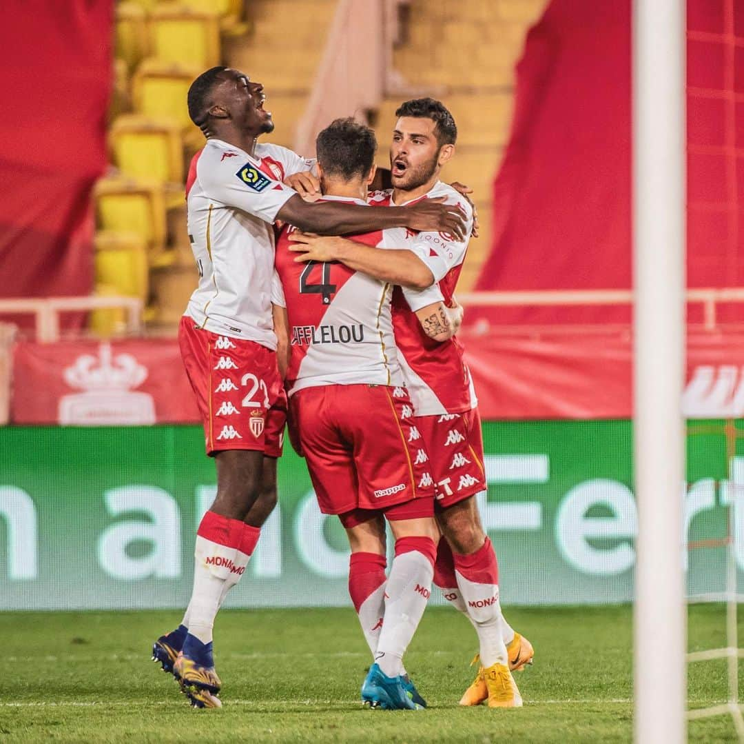 ケヴィン・フォラントのインスタグラム：「Woke up like this 🤩🤩 What a comeback! What a team @asmonaco 🔴⚪️」