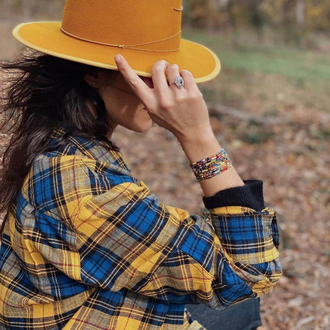 のインスタグラム：「A whole lot of Tristana bracelets as seen by and available @irinakha_luxury_fashion . Shirt @acnestudios #shoplocal #Liege #luxury #shopping #Belgium #acnestudios #plaidshirt #fall #wanderlust #jewelryasmedecinecm」