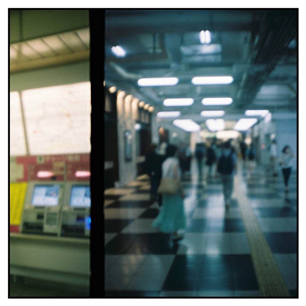 ロビンのインスタグラム：「Shibuya Tokyo 2020  #fujicahalf #fujica #film」