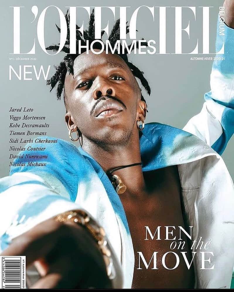 ジャンポールレスパナールのインスタグラム：「. Out Nov 25th  @nickcoutsier on the cover of the first @lofficielhommesbelgium wearing the necklace ring  I designed for @extra__ordinaire. THANK YOU ALL!!! 🌸🌞🍎🌼🌏🔥🌺」