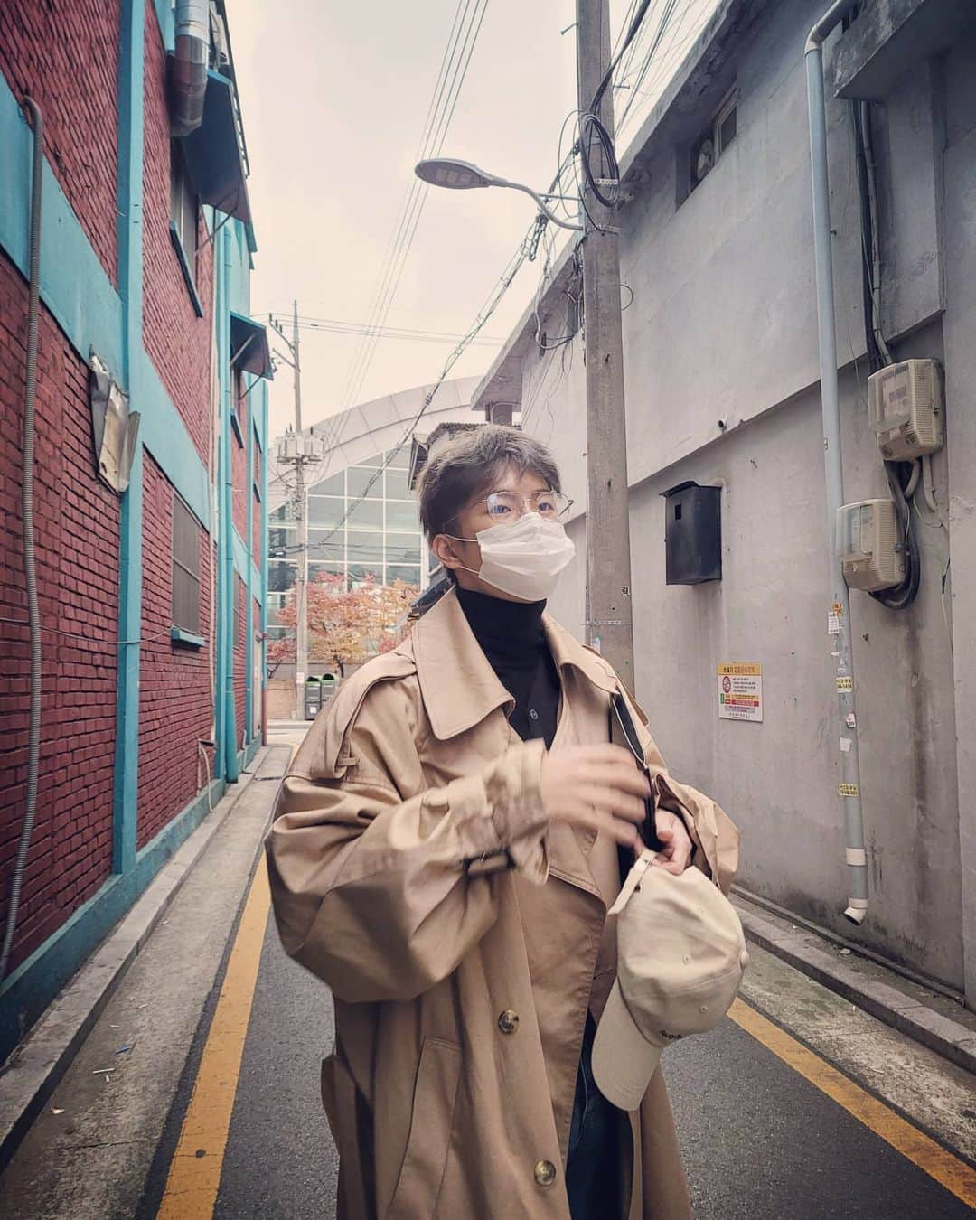 ソ・イングクさんのインスタグラム写真 - (ソ・イングクInstagram)「갑자기 너무 추워졌어요..」11月21日 17時59分 - seo_cccc
