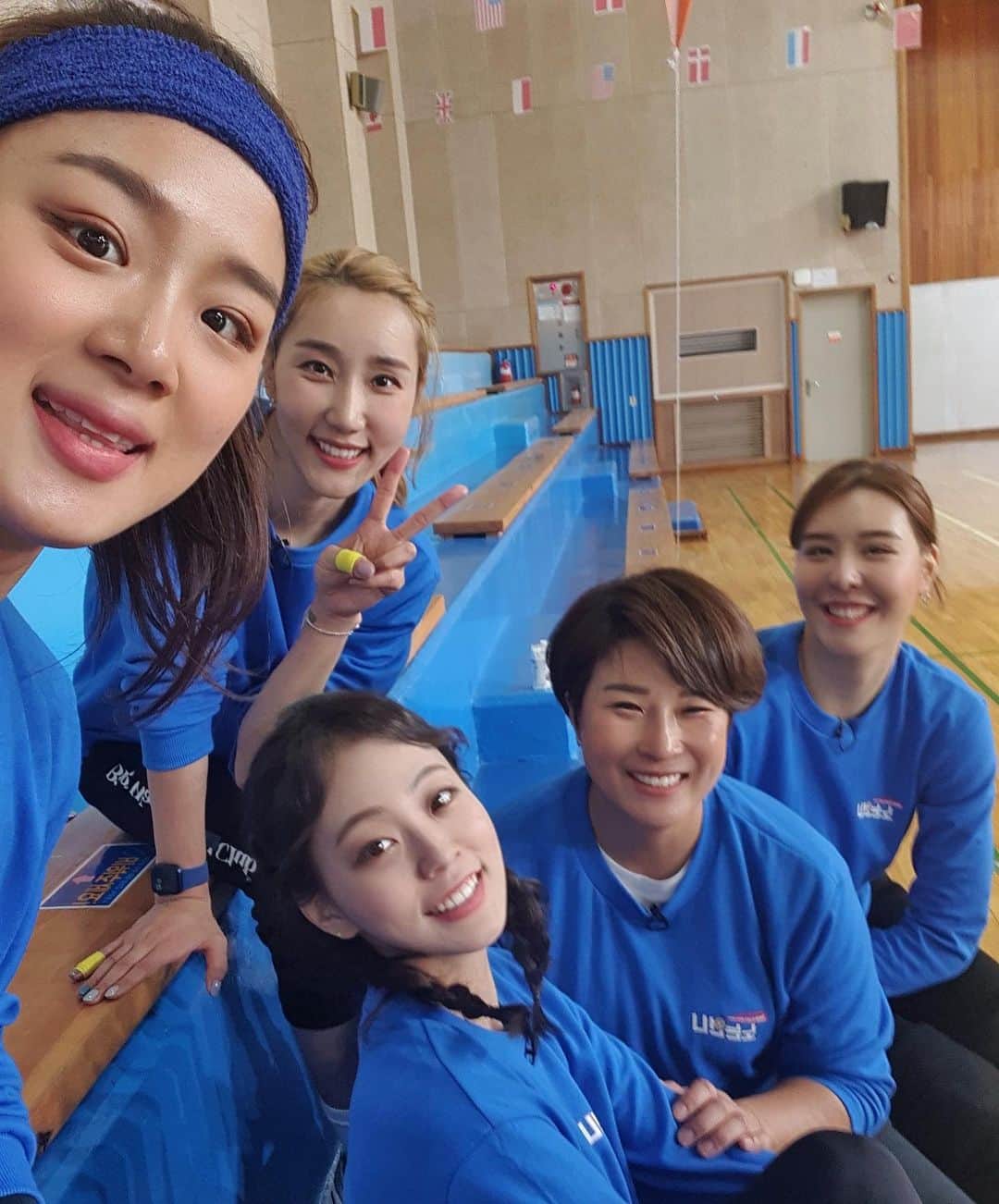 郭珉整のインスタグラム：「💙청팀 빠이띵💙」