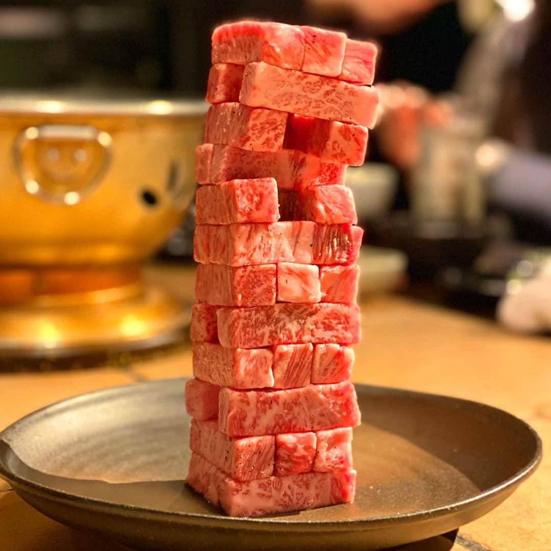 東京肉レポートのグルメインスタ