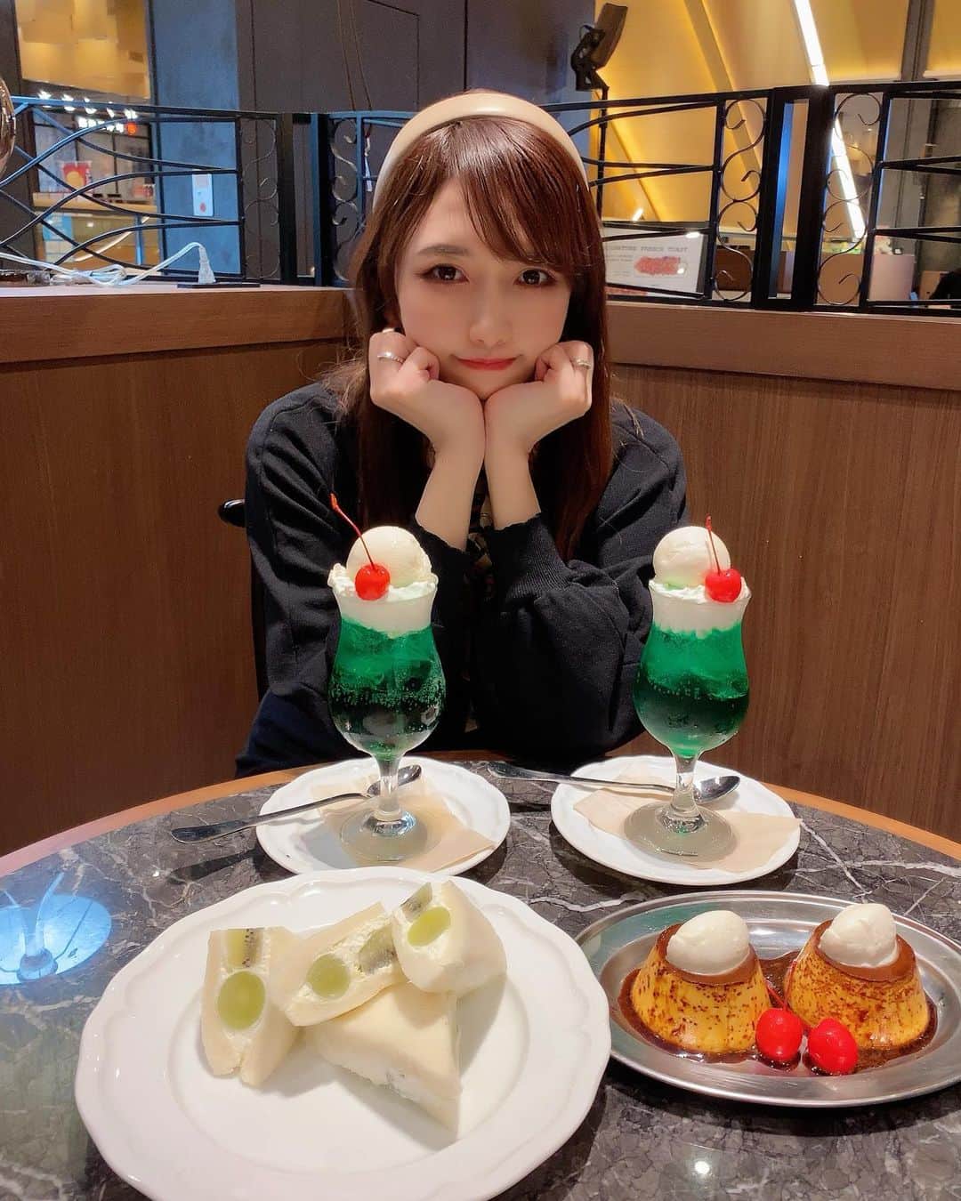 momoのグルメインスタ