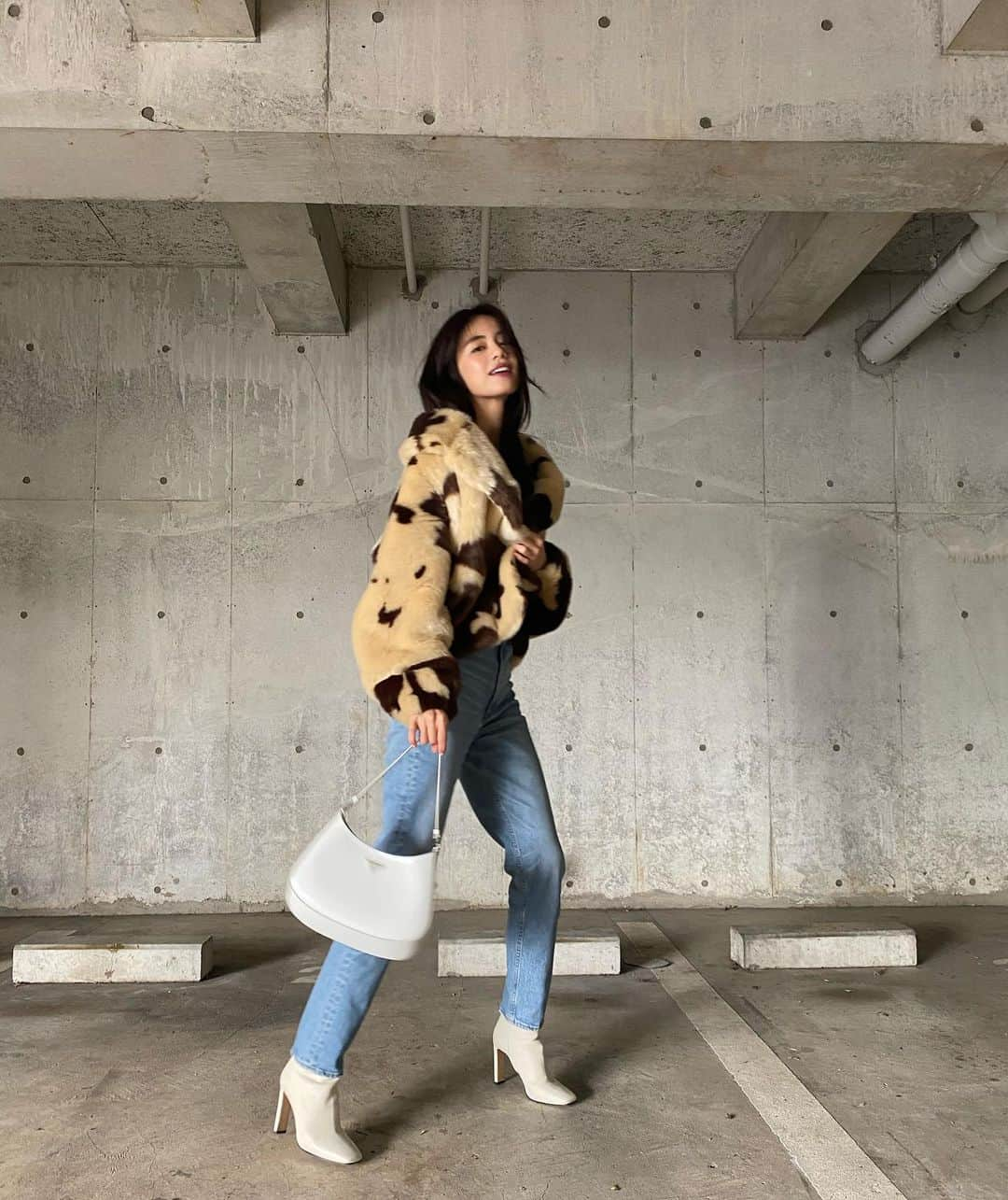 佐藤晴美さんのインスタグラム写真 - (佐藤晴美Instagram)「new👜🤍 @prada  #私服」11月21日 19時22分 - sato_harumi__official