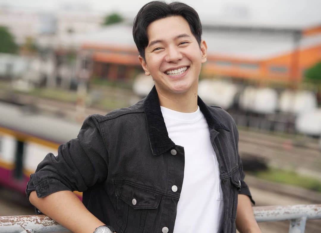 アイス・サランユーさんのインスタグラム写真 - (アイス・サランユーInstagram)「🚂 Big Smile😁 @ Hatyai By @aon_nasaran19  #Haiyai #หาดใหญ่ #เที่ยวทั่วไทยกับไอซ์ศรัณยู」11月21日 19時23分 - icesarunyu