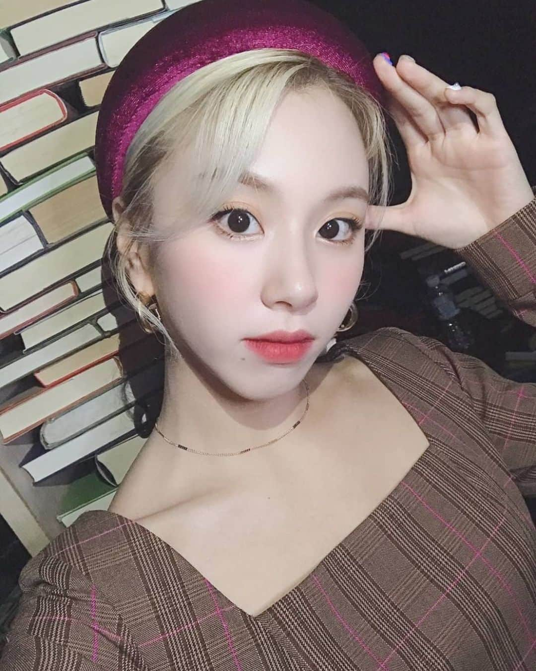 チェヨンさんのインスタグラム写真 - (チェヨンInstagram)「so pretty🤧💗 #chaeyoung #채영 #twice #트와이스 #prettyrapstarchaeyoung」11月21日 20時22分 - twicechaeyoung