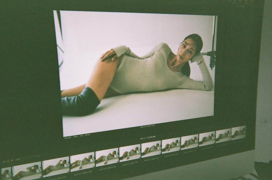 山崎まきこのインスタグラム：「@caramalibel 🤍 #filmphotography #yashicamf1」