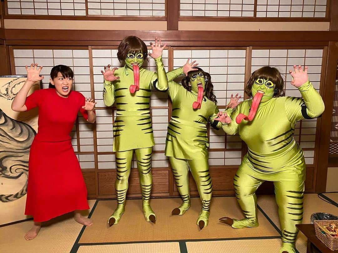 沙羅さんのインスタグラム写真 - (沙羅Instagram)「またやられた😱😱😱　﻿ しずちゃんさん、かなでちゃん、ゆめっち、﻿ ドッキリ後はみんな割とゆるキャラでした☺️笑﻿ ﻿ #ドッキリGP」11月21日 20時39分 - sarapika128