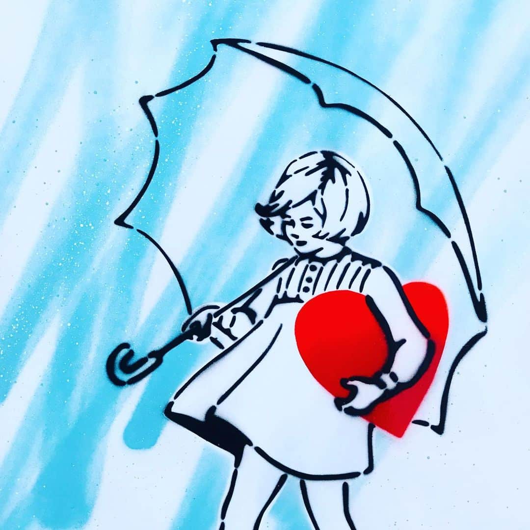 のインスタグラム：「銀座にて個展をやらさせていただきます。 LOOTONE Exhibition 2020年12月14日〜26日 AM11：00〜PM6：00(最終日PM5：00) 場所：ガレリア グラフィカ @galleria_grafica_tokio   " Umbrella Girl " Size：40cm X 40cm X 2cm」
