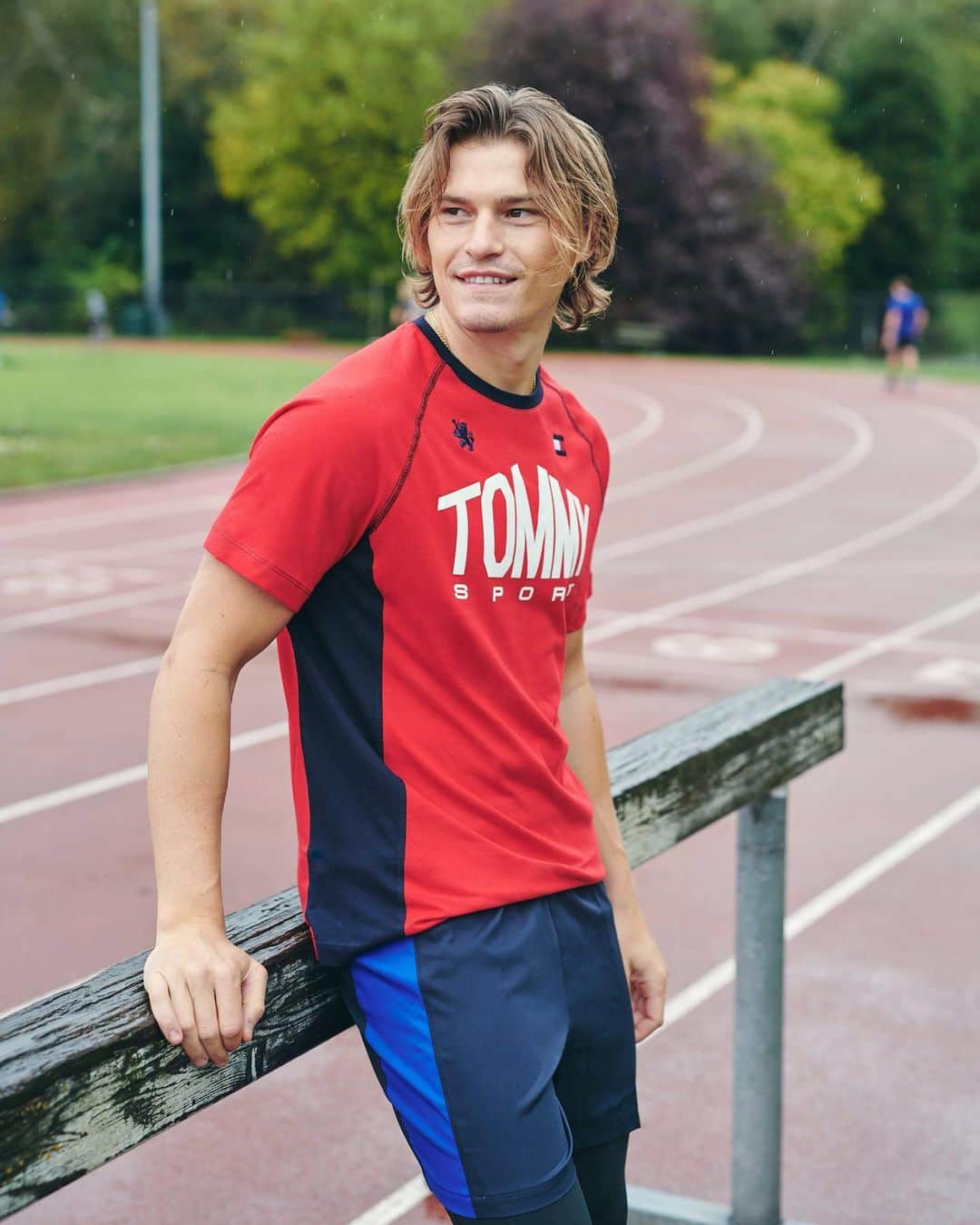 Tommy Hilfigerさんのインスタグラム写真 - (Tommy HilfigerInstagram)「Training days with @oliver_cheshire. Wearing our #TommySport Icon Tee. Perfect for those hard yards…」11月21日 21時00分 - tommyhilfiger