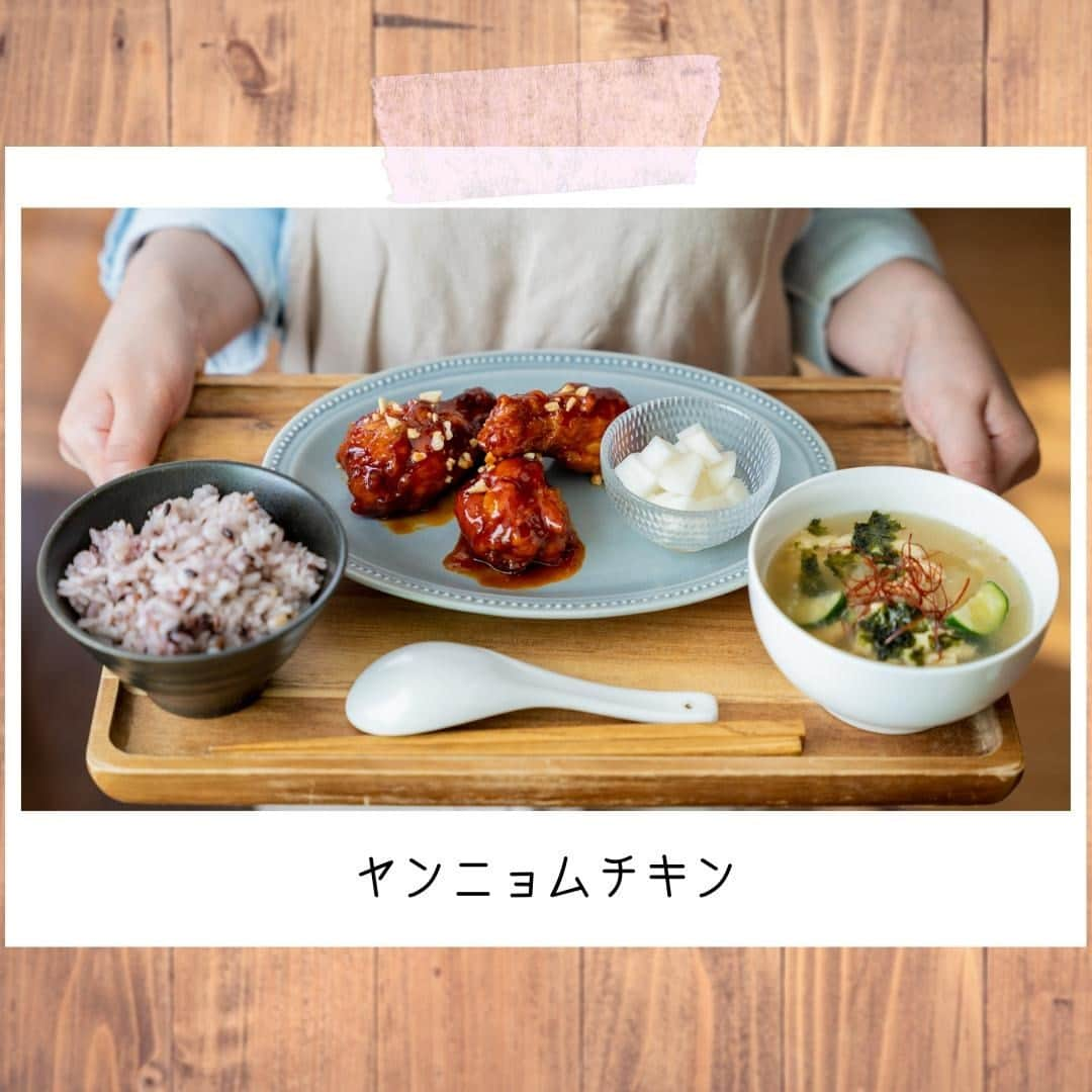 Party Kitchenのインスタグラム：「こんにちは、めぐみんです( ^ω^ )⭐ 世界のごはん、韓国編〜！ 韓国グルメもっと知りたくなります💛💛 チヂミとかプデチゲとかも作りたいな〜♪ なにかオススメあれば教えて下さい(^^)  詳しいレシピはYouTubeで紹介しています💃 実際に作って下さったときは #partykitchen のタグで、ぜひ教えてください🎉  #パーティーキッチン #レシピ #クッキング #レシピ動画 #料理動画 #おいしい #おうちごはん #韓国 #韓国グルメ #ヤンニョムチキン #フライドチキン #多国籍料理 #ごはん #作り方 #korean #koreanrecipe #koreanfood #food #yangnyeomchicken #料理好きな人と繋がりたい #yummy #yummyfood #foodie #foodstagram #foodphoto #foodpic」