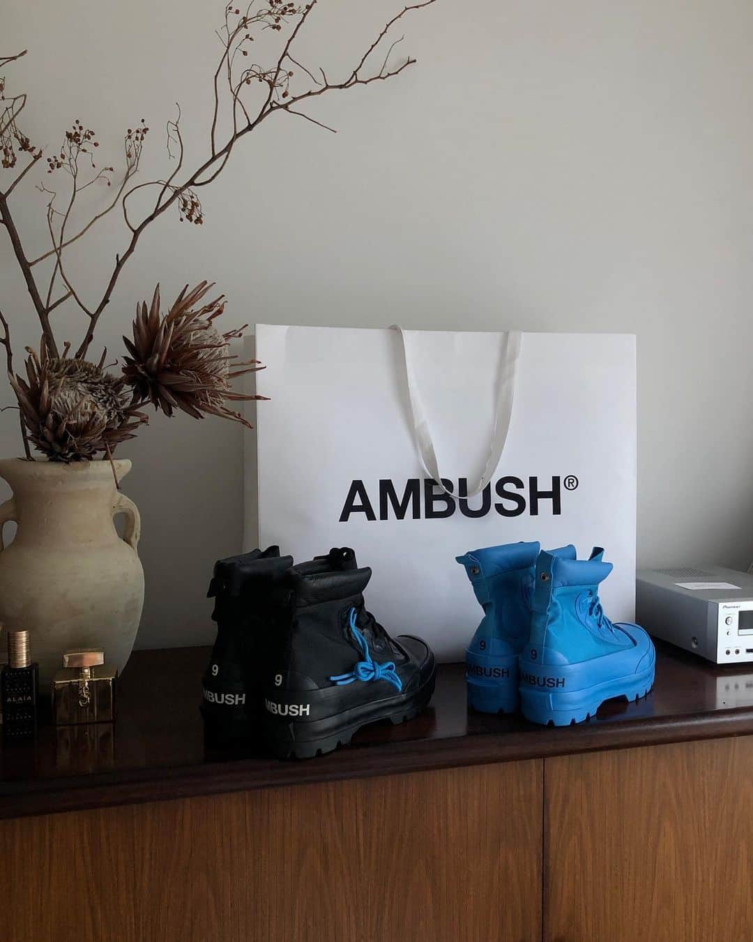 YESBØWY / ∅ [EMPTY SETT]™ Ø [EMPTY SETT]™ のインスタグラム：「#AMBUSH x @CONVERSE Season2*  Thank you @yoon_ambush n @verbal_ambush I Love it*//.」