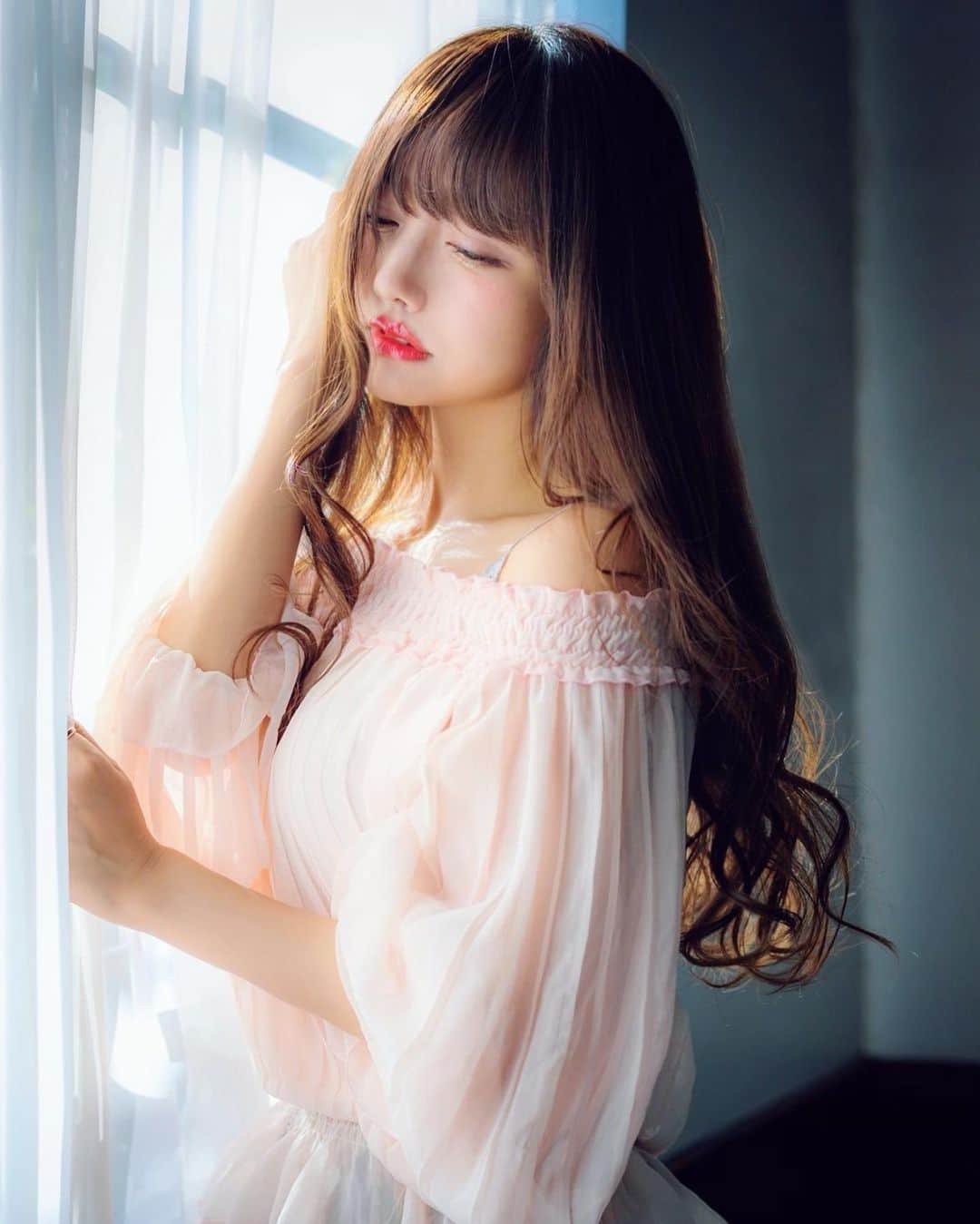 遠藤 玲奈 /endo renaのインスタグラム：「#scorpii 🌌 . やっぱりこの時くらいに髪をのばそかな☻ 今はこれより15cm切ったけど長い方が好きだな でもめちゃめちゃめちゃ重いの」