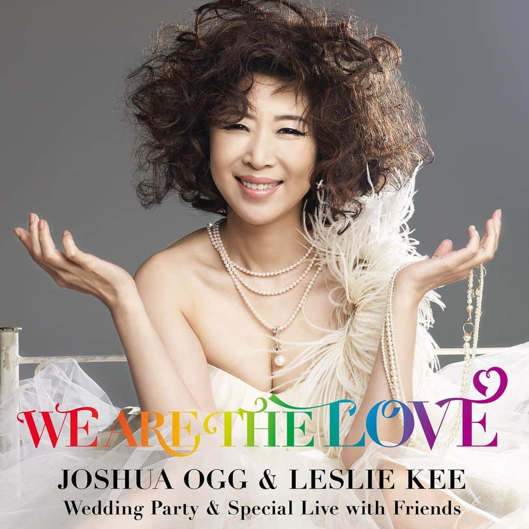 レスリー・キーさんのインスタグラム写真 - (レスリー・キーInstagram)「WE ARE THE LOVE  JOSHUA OGG & LESLIE KEE Wedding Party & Special Live with Friends-  僕とジョシュアの結婚パーティー❤️ 東京から世界生配信！ チケット購入、1週間までアーカイブから何回も観れます  https://livelovers.jp/list/onlineshow/1804/  日程：2020年11月22日(日) いい夫婦の日 時間：16:00-19:30  出演：杏里、大黒摩季、平原綾香、一青窈、Keiko Lee、小室哲哉、小曽根真、宮本笑里、早見優、今井マサキ、加藤いづみ、當間ローズ、Gary Arkins、ジェニファー、KONISHIKI & 小錦千絵、I Don’t Like Mondays.  音楽監督：武部聡志 司会：ジョン・カビラ、LiLiCo スピーチ：冨永愛、河瀬直美 ダンス：アオイヤマダ、Durian Lollobrigida、MONDO  会場：東京アメリカンクラブ（招待状限定入場）」11月21日 21時38分 - lesliekeesuper