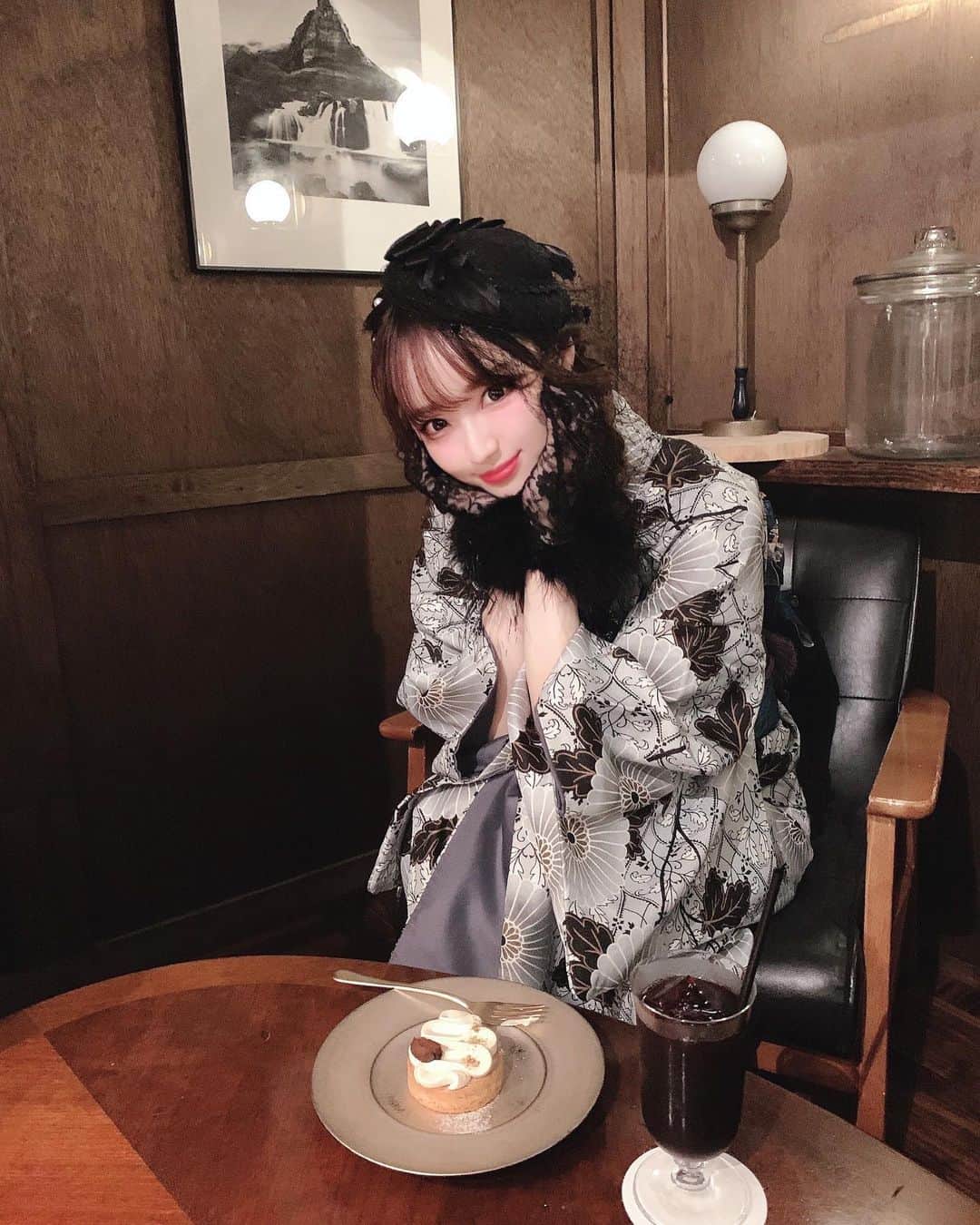 小越しほみのグルメインスタ