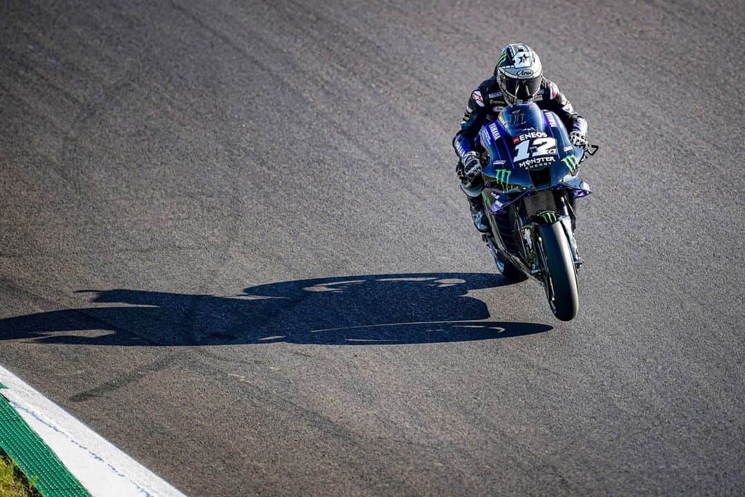 YamahaMotoGPさんのインスタグラム写真 - (YamahaMotoGPInstagram)「💬 @maverick12official, #PortugueseGP FP1 + FP2 + FP3 Result - P9:  "I don’t understand why I couldn’t be faster this morning than I was yesterday. We need to work, because these inconsistencies bring us a bit of trouble. We need to see if we can solve it."  #MonsterYamaha  #MotoGP」11月21日 22時11分 - yamahamotogp