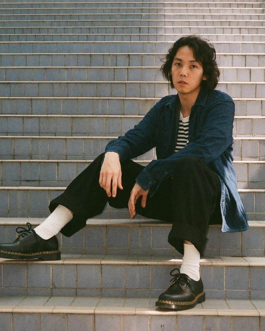 ドクターマーチンさんのインスタグラム写真 - (ドクターマーチンInstagram)「Our Docs, worn your way. Show us your #drmartensstyle using @drmartensofficial in the caption, for the chance to see yourself here.」11月21日 22時14分 - drmartensofficial